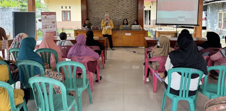 KKN Universitas Jenderal Soedirman Sukses Sosialisasikan Pengembangan UMKM di Desa Pekalongan
